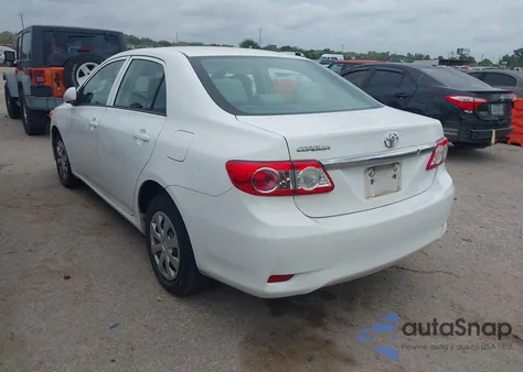 2013 Toyota Corolla L z USA, uszkodzony, nr VIN 5YFBU4EE4DP211464